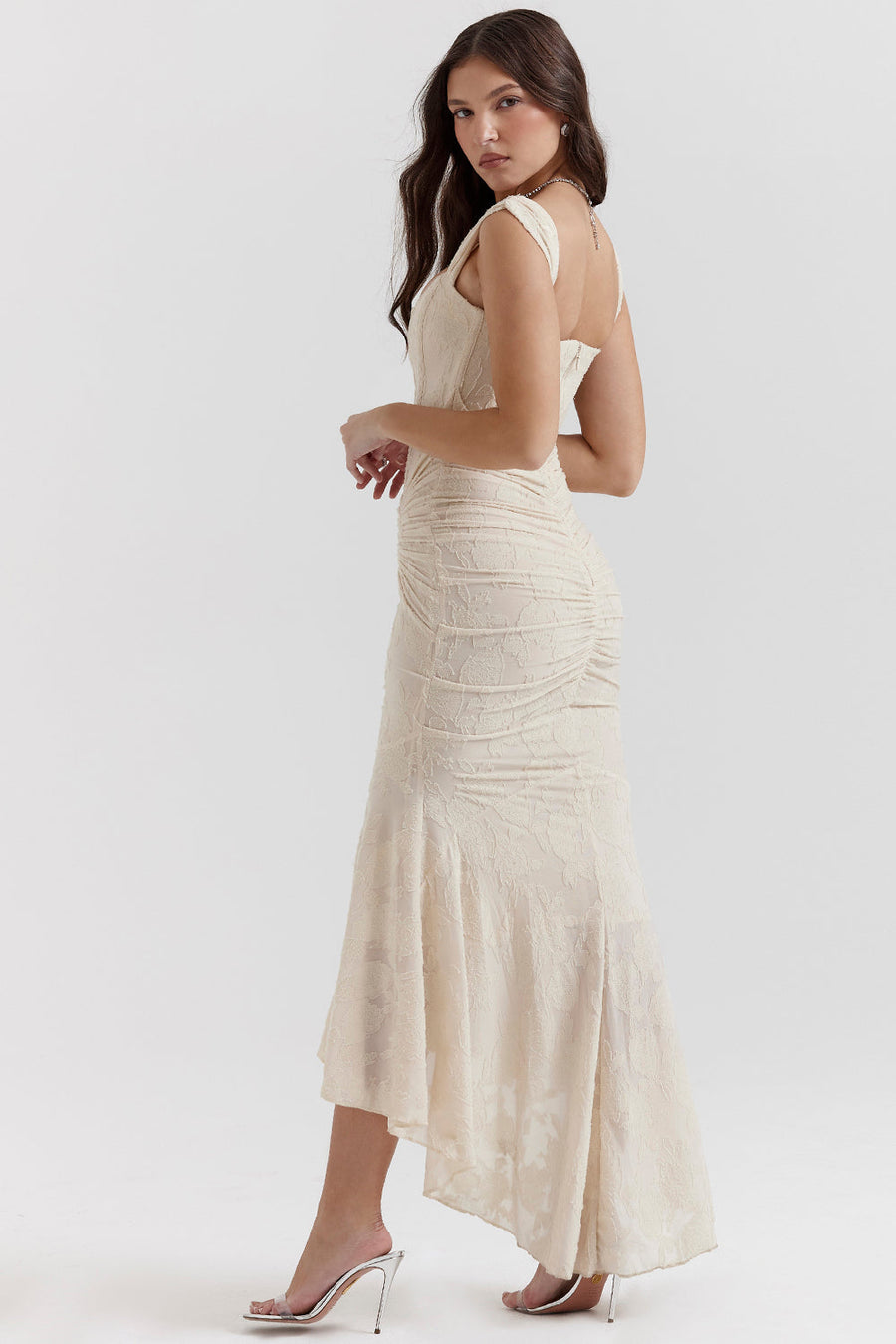 Kaia – Verspieltes Rüschenkleid für romantische Anlässe